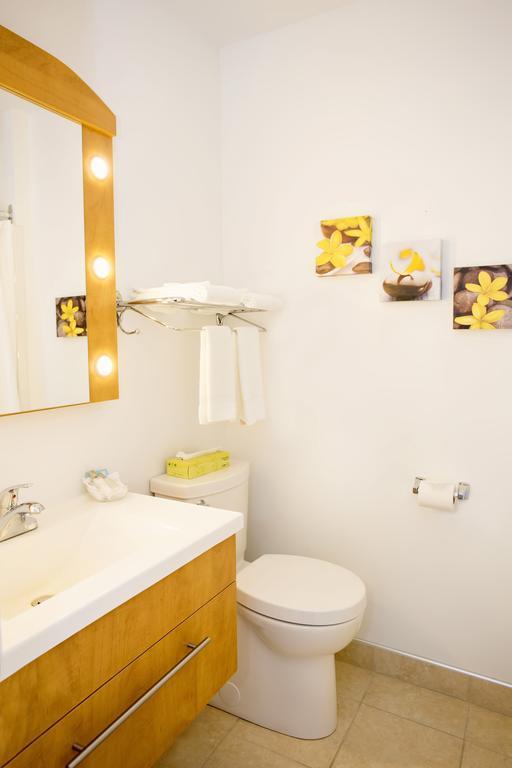 Motel Blanche D'Haberville サン・ジャン・ポール・ジョリ エクステリア 写真